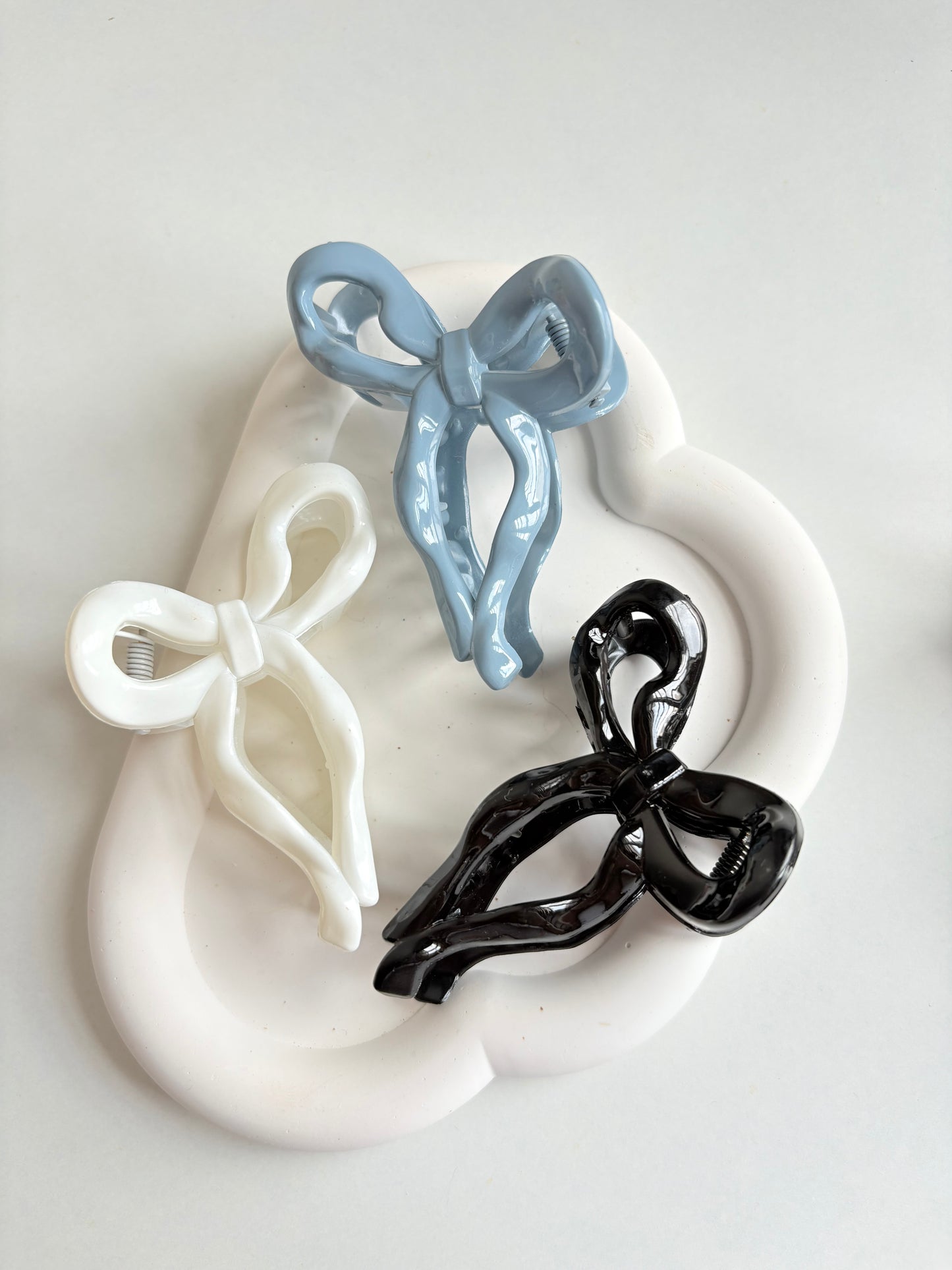 Coquette-Charm Clip