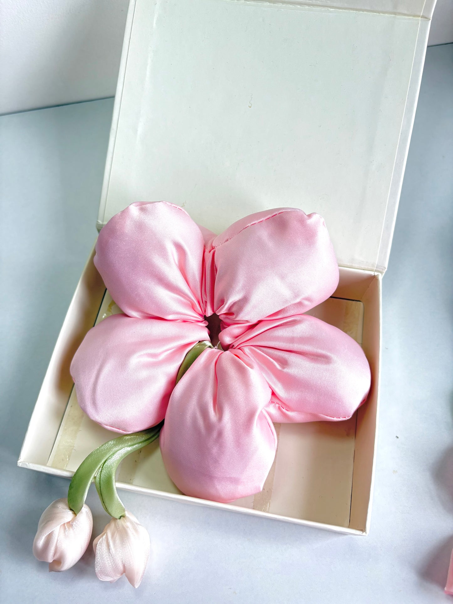 Cushion Flower scrunchie