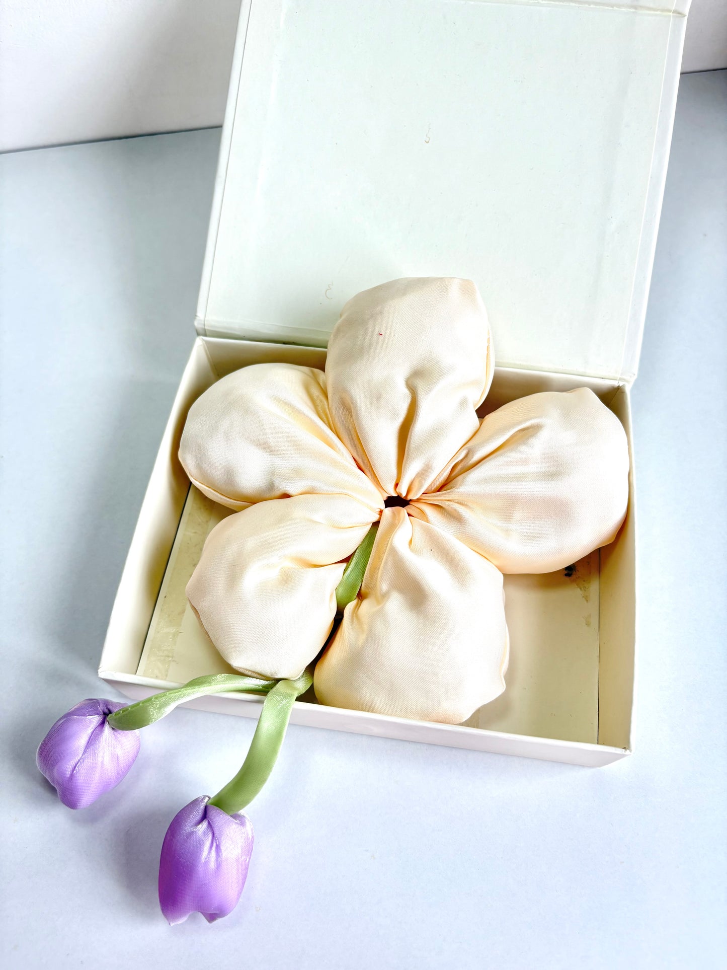 Cushion Flower scrunchie