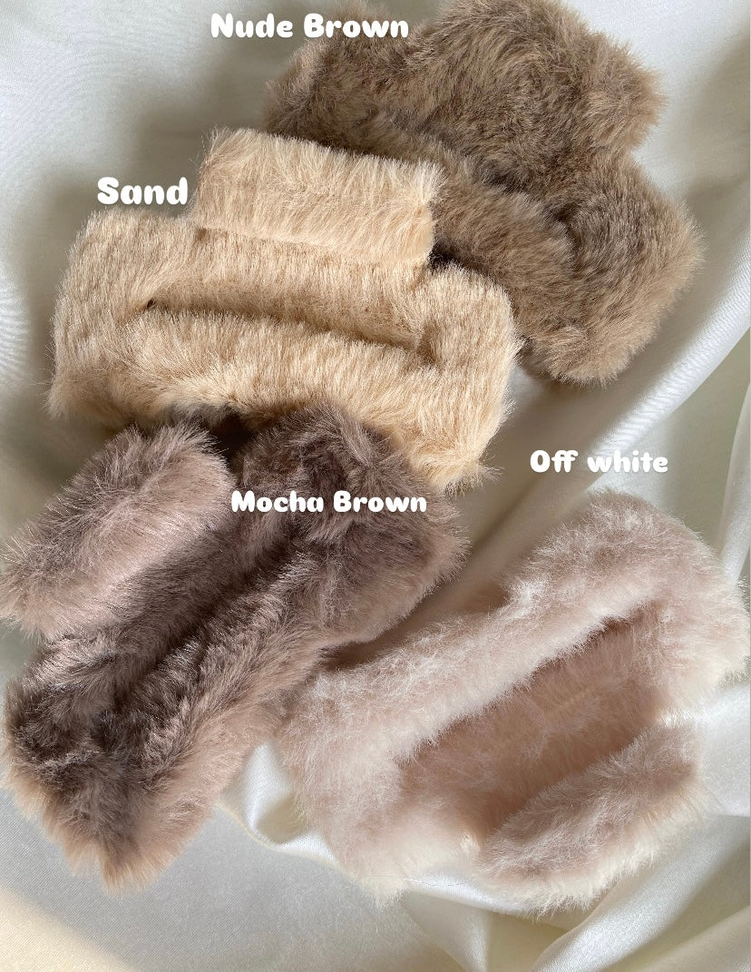 Fluffy Charm claw clips
