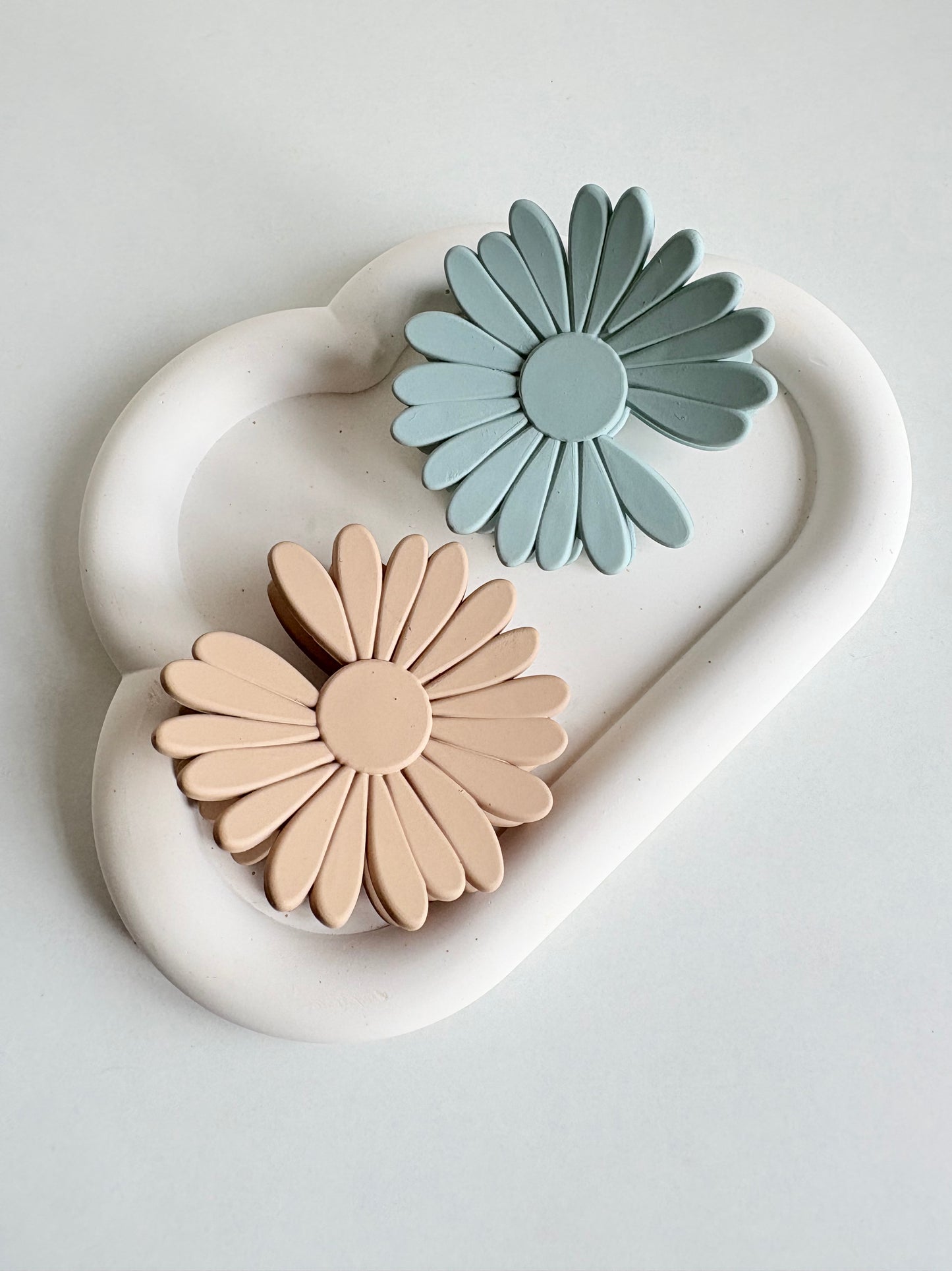 Sunflower Claw