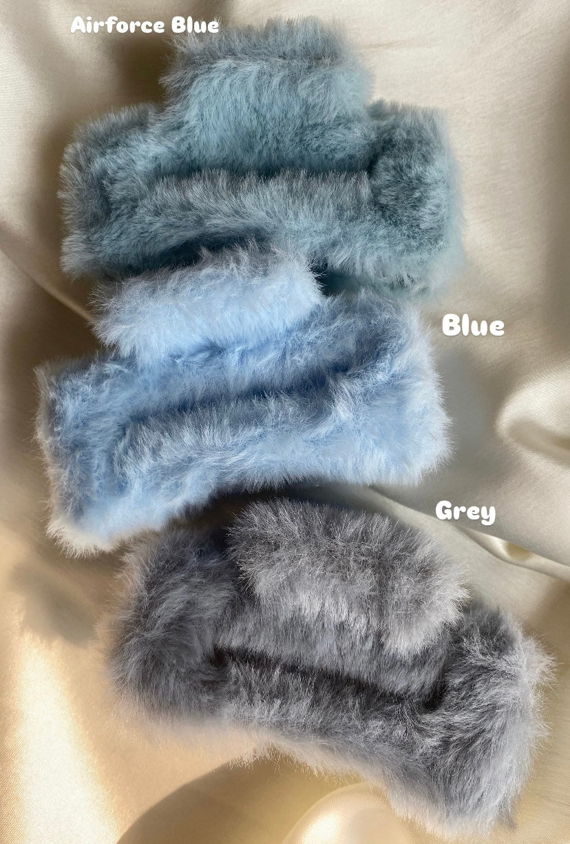 Fluffy Charm claw clips
