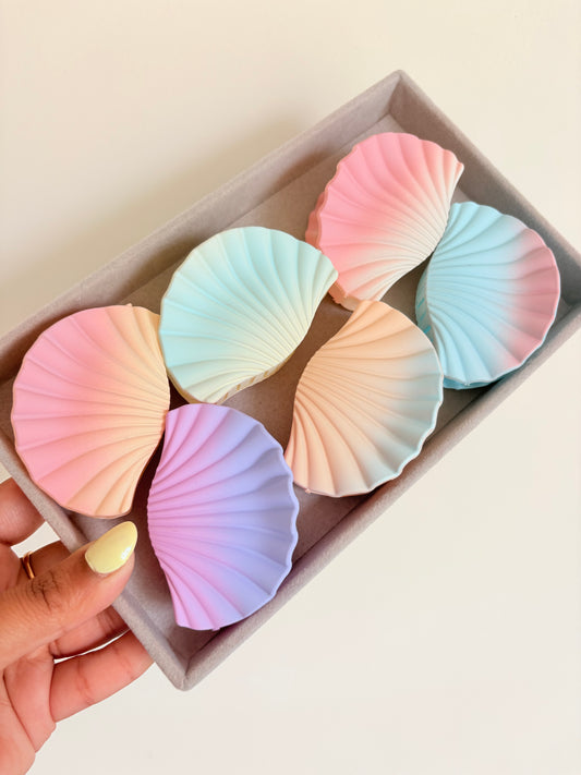 Matte shell claw