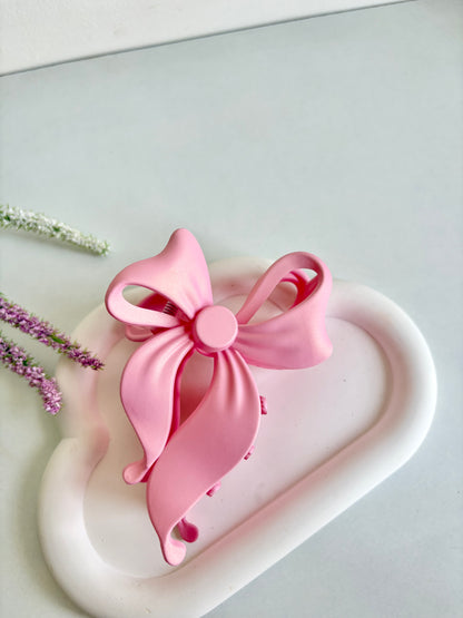 Bow belle claw clip🎀