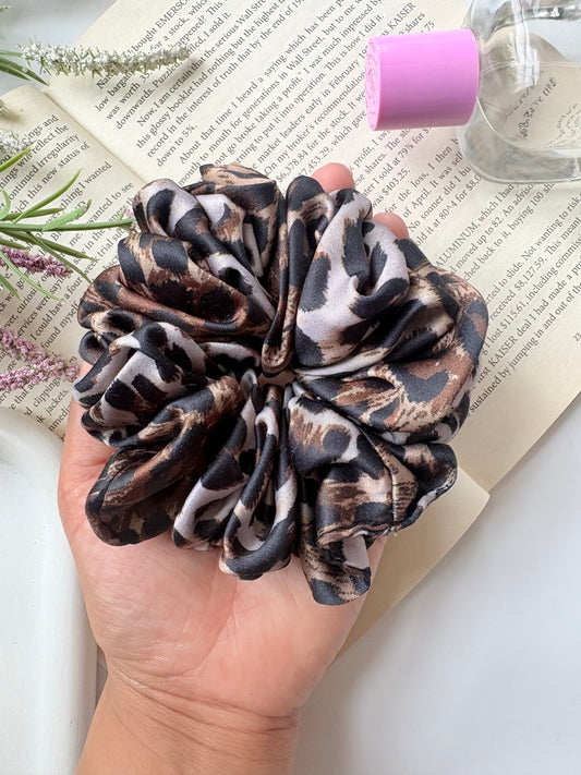 Jungle Glam XL scrunchie