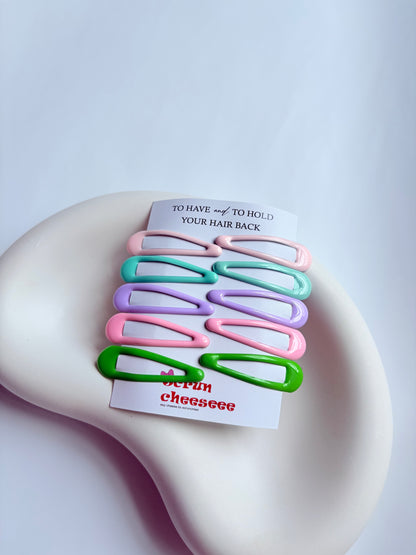 Korean Tic Tak pin