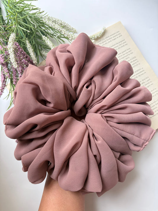Cocoa blush cloudy scrunchie