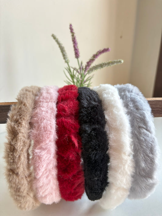 Cozy hair bands