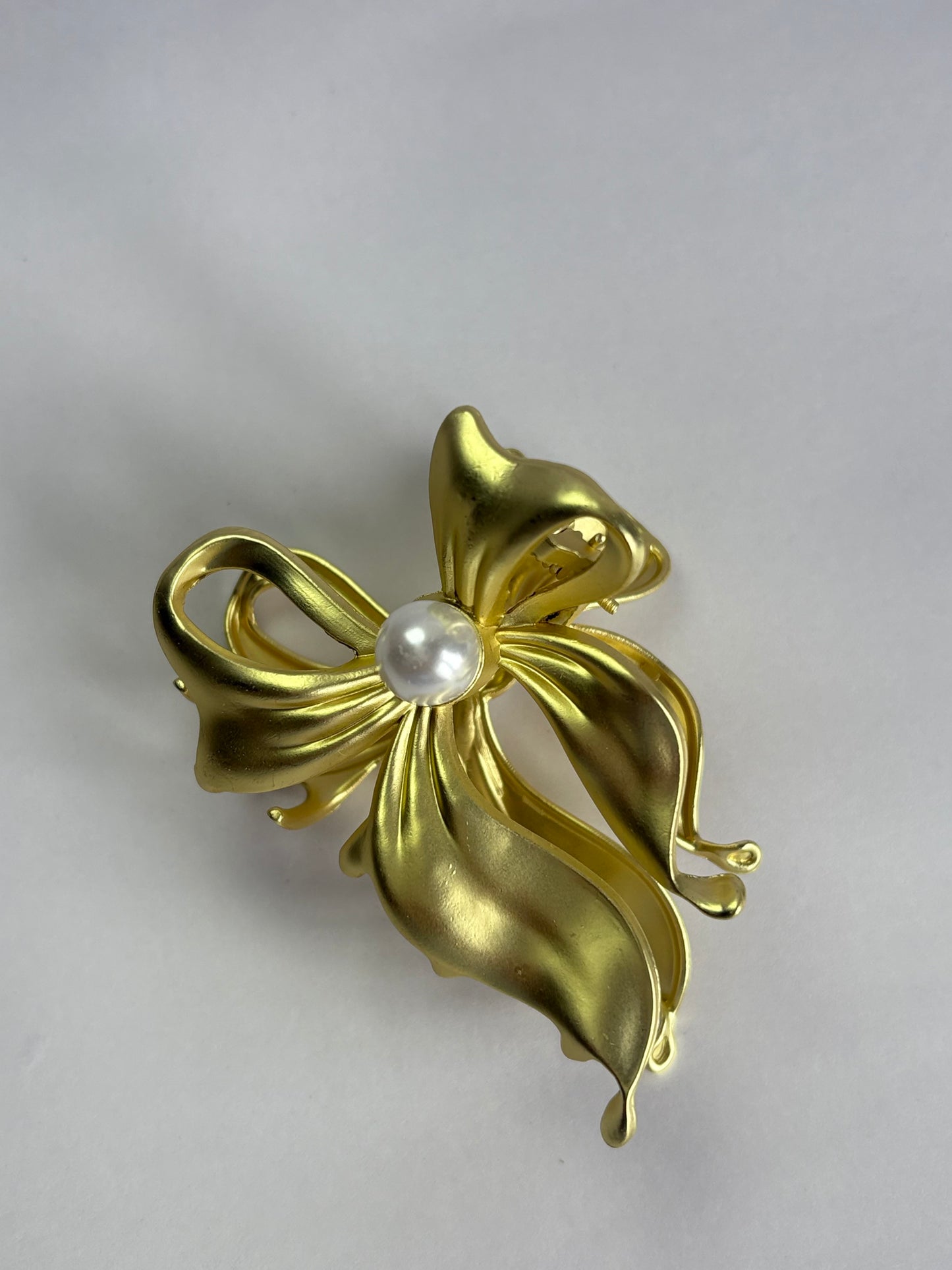 Golden Drizzle Bow