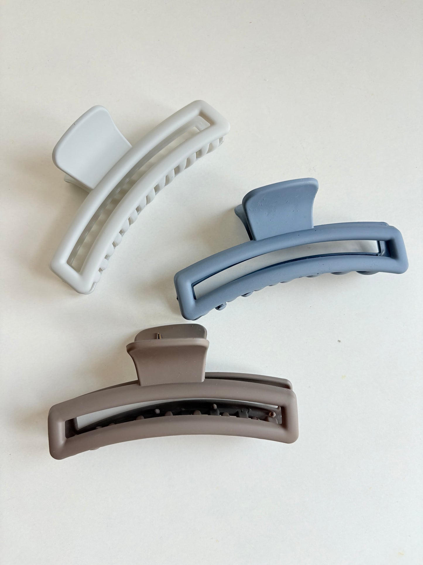 Sleek Snap claw clips