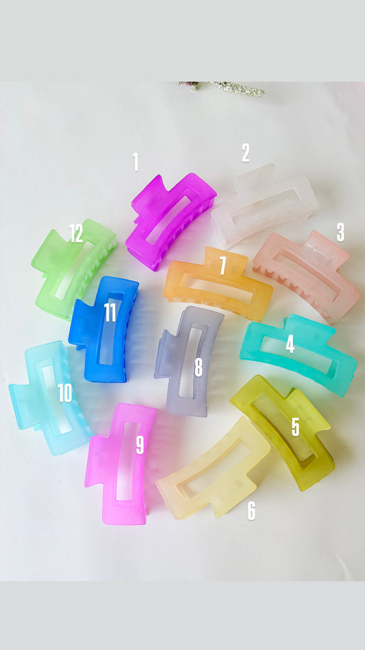 Ice rectangle claw clip