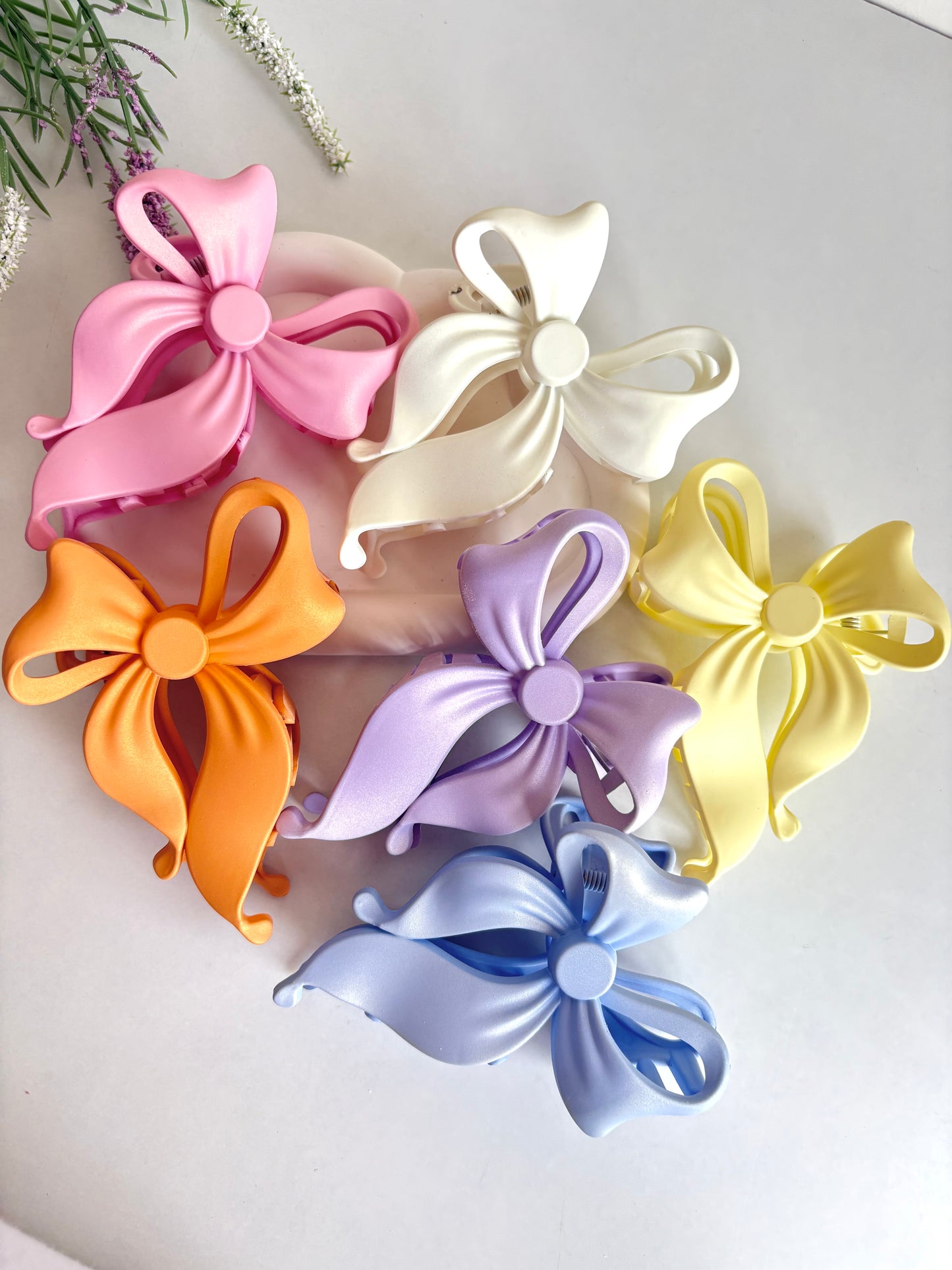Bow belle claw clip🎀