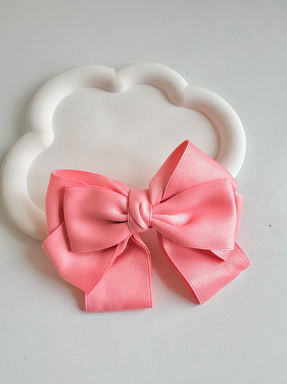 Satin sweethearts