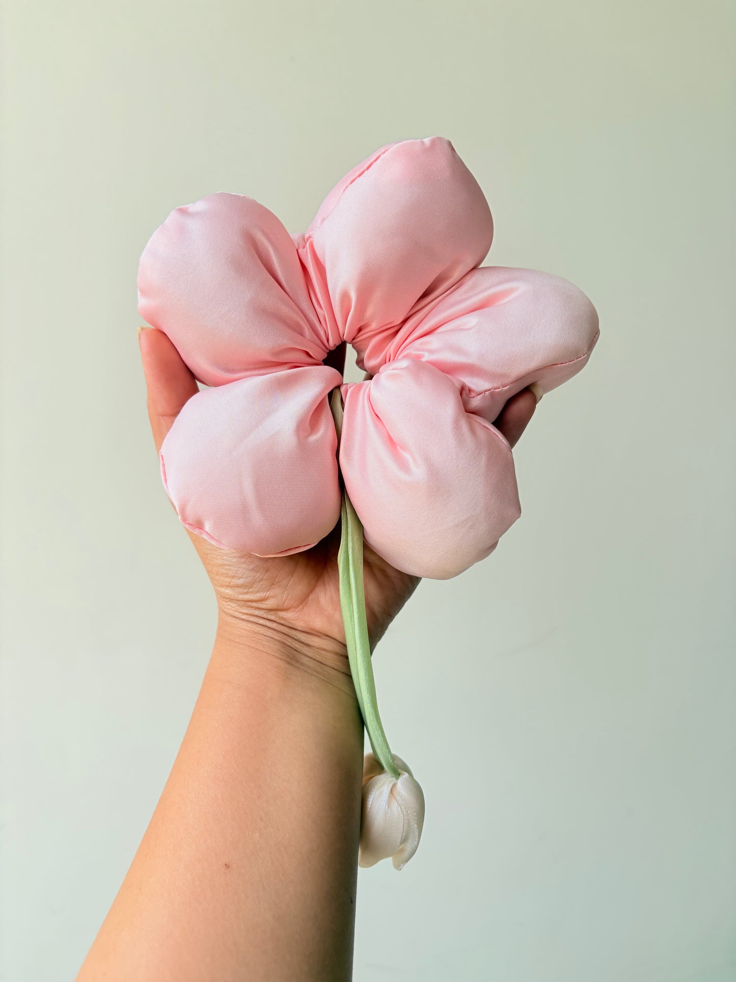 Cushion Flower scrunchie